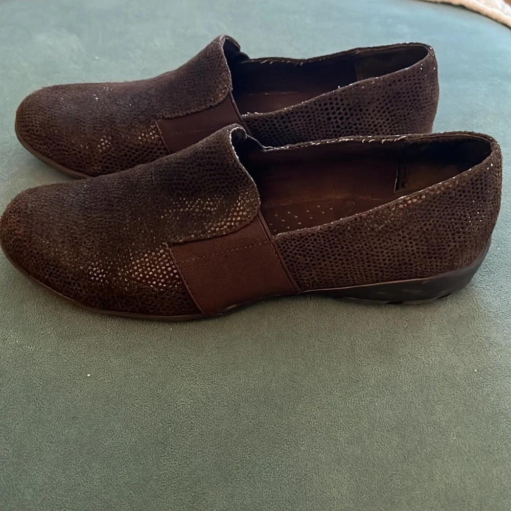 Ditto by Van Eli Size 8M